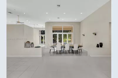 2756 Meadowood Dr #2756, Weston, FL 33332 - Photo 10