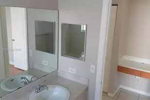 1212 Belmont Ln, North Lauderdale, FL 33068 - Photo 16