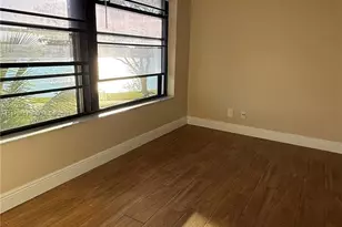 201 Lake Pointe Dr, Oakland Park, FL 33309 - Photo 12