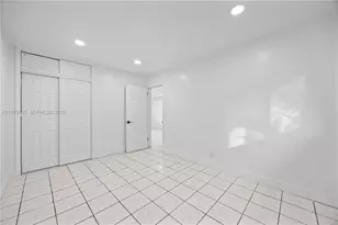 411 SE 3rd Ave, Hallandale Beach, FL 33009 - Photo 6
