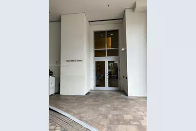 1050 Brickell Ave #1014, Miami, FL 33131 - Photo 2