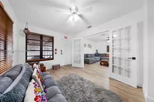 911 N Park Rd, Hollywood, FL 33021 - Photo 16