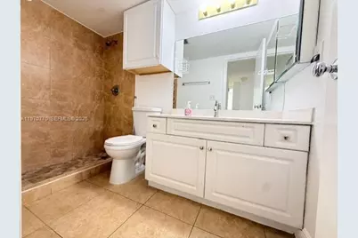 5020 NW 79th Ave #203, Doral, FL 33166 - Photo 24