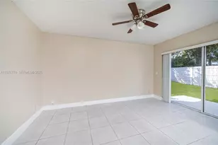 210 SW 98th Terrace, Pembroke Pines, FL 33025 - Photo 20