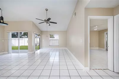 210 SW 98th Ter, Pembroke Pines, FL 33025 - Photo 14