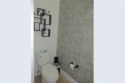 11301 NW 88th Ter, Doral, FL 33178 - Photo 12