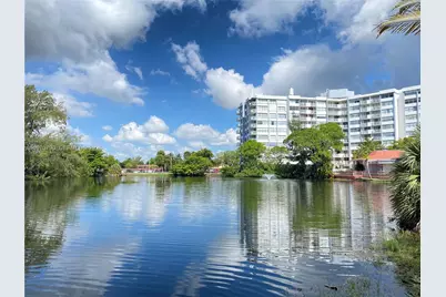 1300 NE Miami Gardens Dr #701E, Miami, FL 33179 - Photo 4