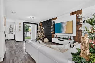 217 NW 36th Ave, Pompano Beach, FL 33069 - Photo 4