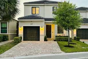217 NW 36th Ave, Pompano Beach, FL 33069 - Photo 2