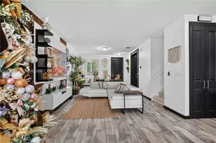 217 NW 36th Ave, Pompano Beach, FL 33069 - Photo 8