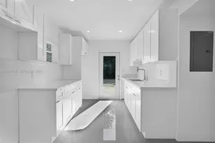 15955 NW 21st Ave, Miami Gardens, FL 33054 - Photo 16