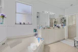 3736 NE 9th Ct, Homestead, FL 33033 - Photo 14