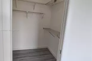 17000 NW 67th Ave, Hialeah, FL 33015 - Photo 10