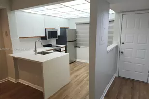 12501 SW 14th St, Pembroke Pines, FL 33027 - Photo 10