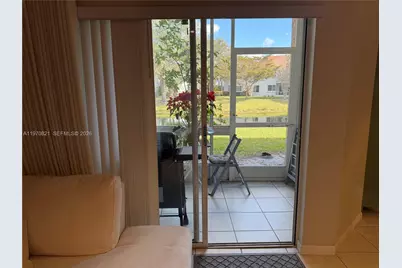 882 NW 92nd Ave #882, Plantation, FL 33324 - Photo 12