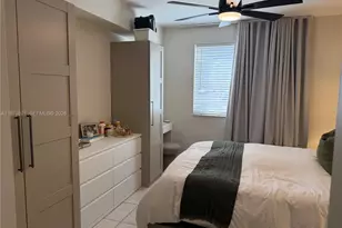 882 NW 92nd Ave, Plantation, FL 33324 - Photo 16