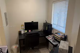 882 NW 92nd Ave, Plantation, FL 33324 - Photo 22