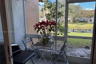 882 NW 92nd Ave, Plantation, FL 33324 - Photo 10