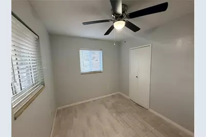 1320 N 69th Way, Hollywood, FL 33024 - Photo 8