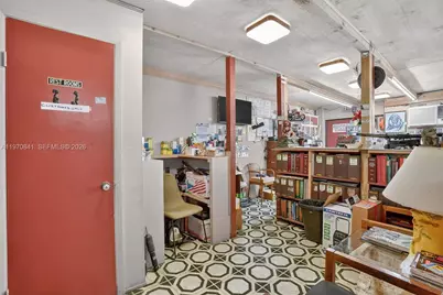 3838 Shipping Ave, Miami, FL 33146 - Photo 16