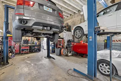 3838 Shipping Ave, Miami, FL 33146 - Photo 14