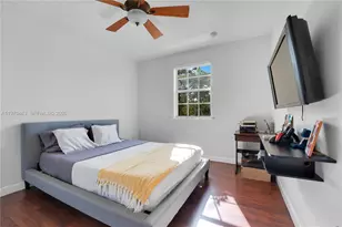 11261 NW 55th Ln, Doral, FL 33178 - Photo 18