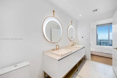 2678 Tigertail #1603, Miami, FL 33133 - Photo 12