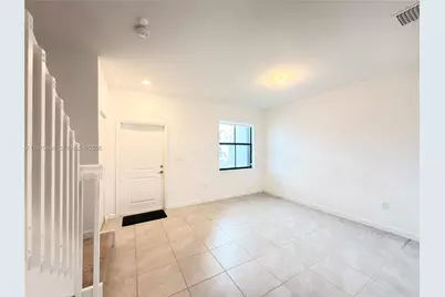 28706 SW 132nd Ct, Homestead, FL 33033 - Photo 4