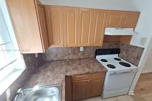 2011 Bay Dr, Miami Beach, FL 33141 - Photo 14