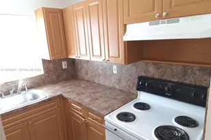 2011 Bay Dr, Miami Beach, FL 33141 - Photo 16