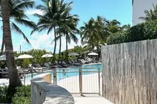 6801 Collins Ave, Miami Beach, FL 33141 - Photo 36