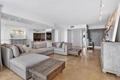 2000 Towerside Ter #1408, Miami, FL 33138 - Photo 1