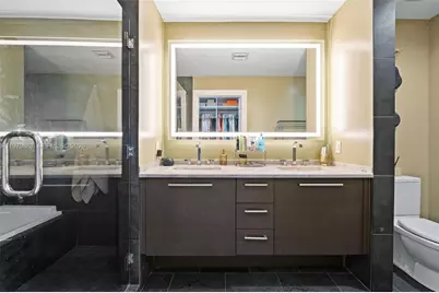 900 Biscayne Blvd #3110, Miami, FL 33132 - Photo 18