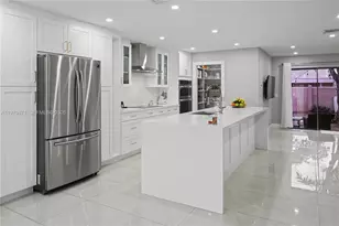 4712 Sheridan St, Hollywood, FL 33021 - Photo 2