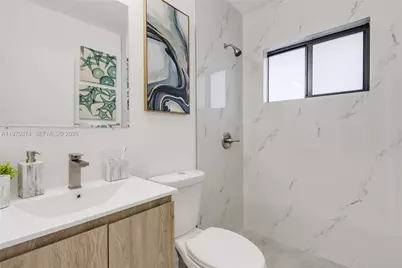 16049 NE 9th Pl, North Miami Beach, FL 33162 - Photo 14