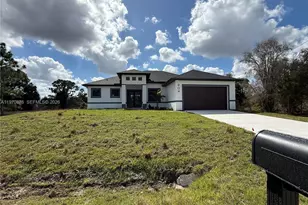 904 Asher St E, Lehigh Acres, FL 33974 - Photo 24