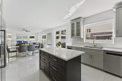 9102 SW 170th Ct, Miami, FL 33196 - Photo 18