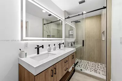 751 NE 80th St, Miami, FL 33138 - Photo 20