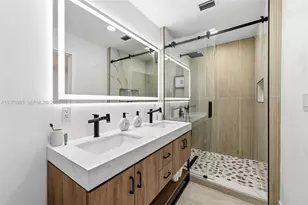 751 NE 80th St, Miami, FL 33138 - Photo 20