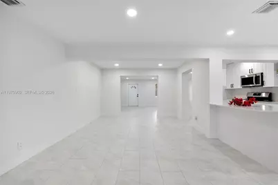 3740 NW 9th Ct, Lauderhill, FL 33311 - Photo 4