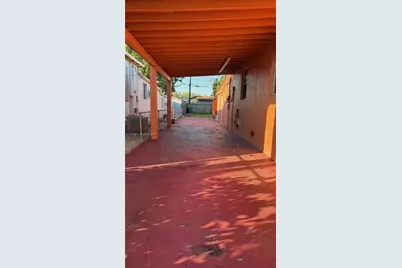 309 E 18th St, Hialeah, FL 33010 - Photo 12