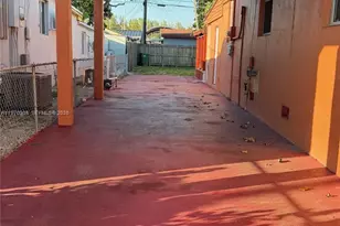 309 E 18th St, Hialeah, FL 33010 - Photo 12