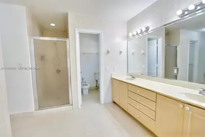 421 NW 136th Ave #421, Miami, FL 33182 - Photo 18