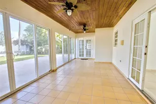 421 NW 136th Ave, Miami, FL 33182 - Photo 6