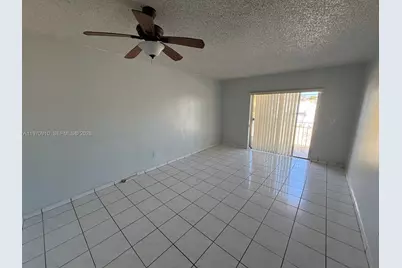 1051 SW 1st St #207, Miami, FL 33130 - Photo 6