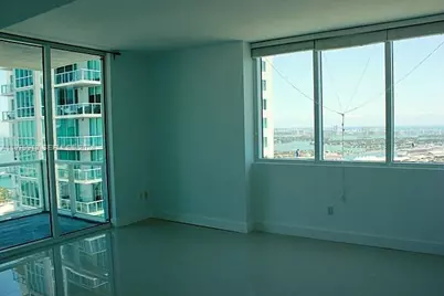 253 NE 2nd St #4303, Miami, FL 33132 - Photo 14