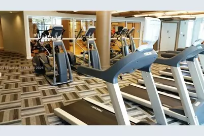 253 NE 2nd St #4303, Miami, FL 33132 - Photo 28