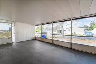 730 NW 214th Ave, Pembroke Pines, FL 33029 - Photo 4