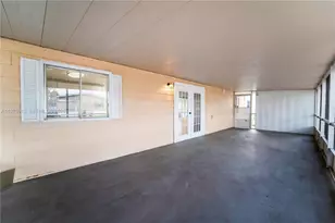 730 NW 214th Ave, Pembroke Pines, FL 33029 - Photo 4
