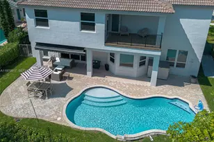 2556 Jardin Manor, Weston, FL 33327 - Photo 20